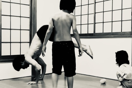 裏側